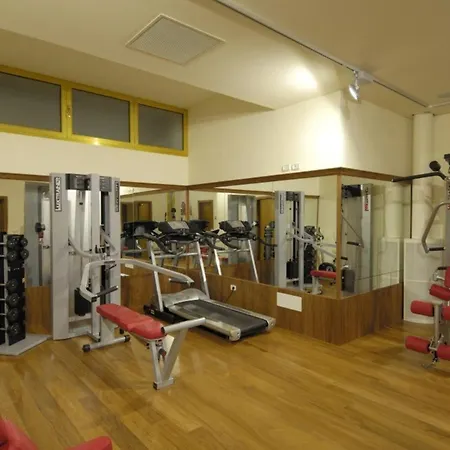Charming With Panoramic Views ביביונה