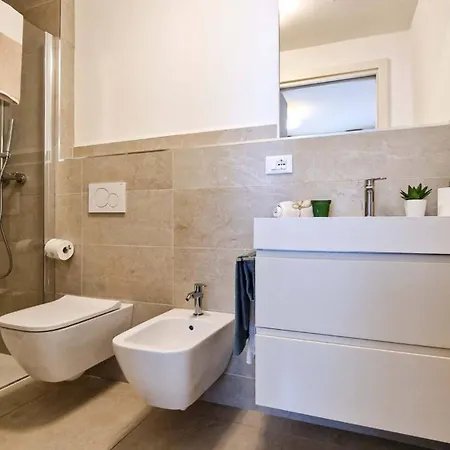 Charming With Delightful Views Apartamento