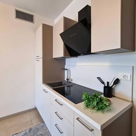 Charming With Delightful Views * Bibione